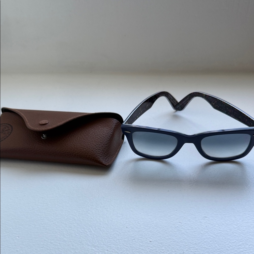 Ray-Ban Navy Sunglasses with Leather Case